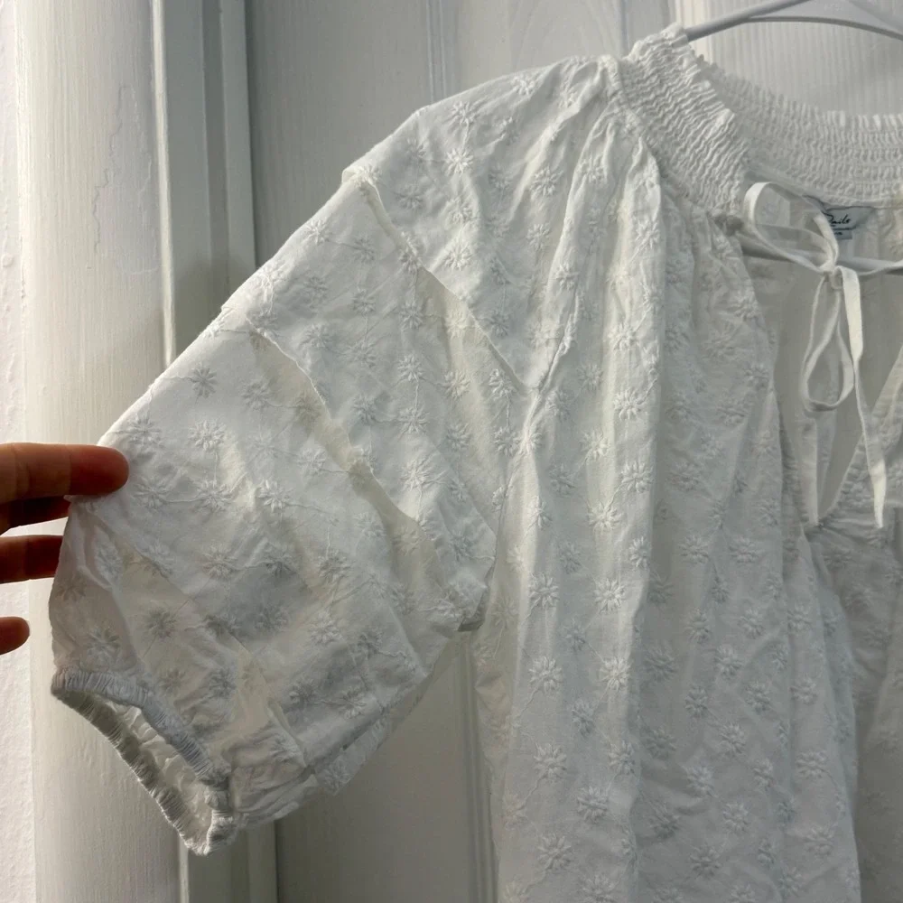 Sold - Picture 3 of 6